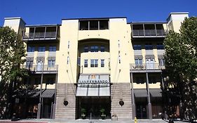 Oakwood 101 San Fernando